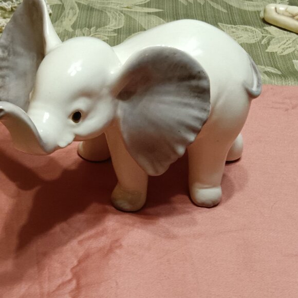 Freeman McFarlin elephant - Picture 1 of 4